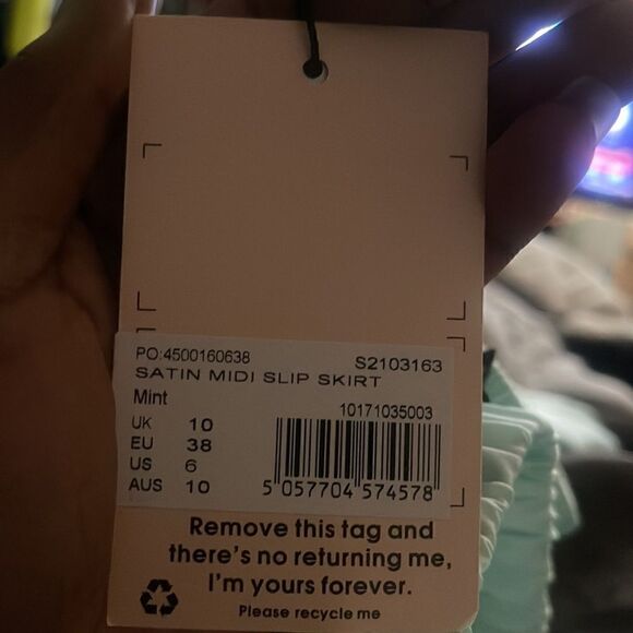 NWT Misguided Satin Midi Slip Skirt – Luxe Elegance - Picture 4 of 4